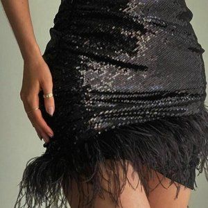 NWOT Zara Limited Edit Sequinned Skirt with Feather Trim Size S